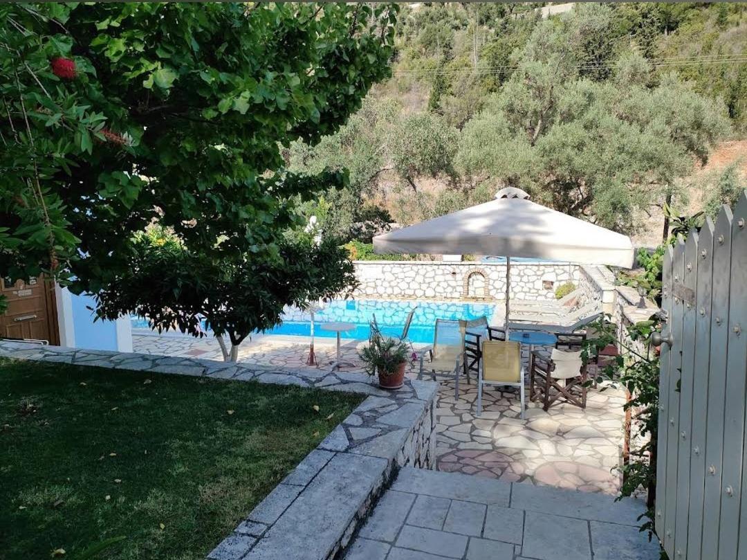 Agios Nikitas Dolphins Apartment Exterior foto